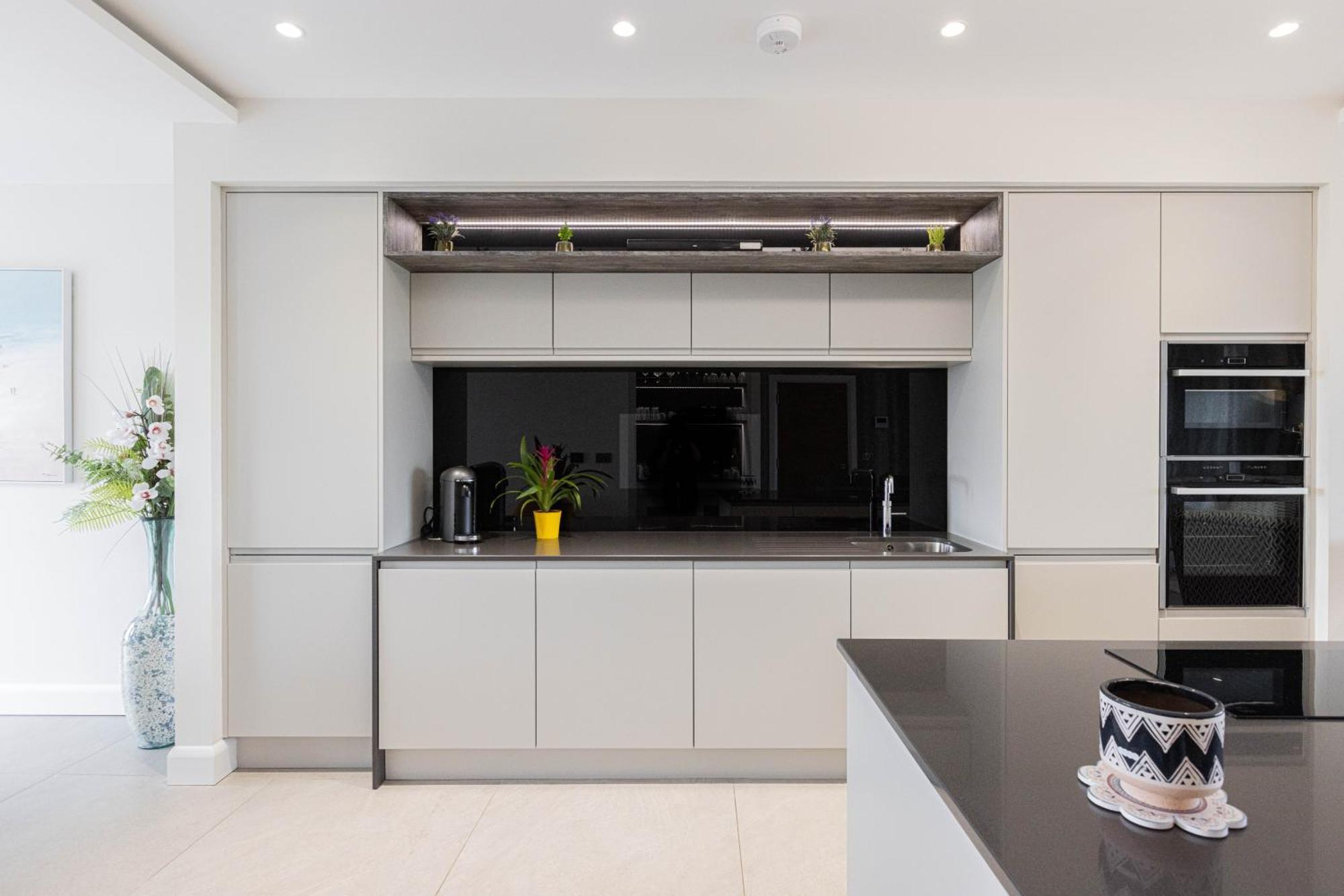 Curran Gate Luxury Serviced Apartments, Портръш Екстериор снимка
