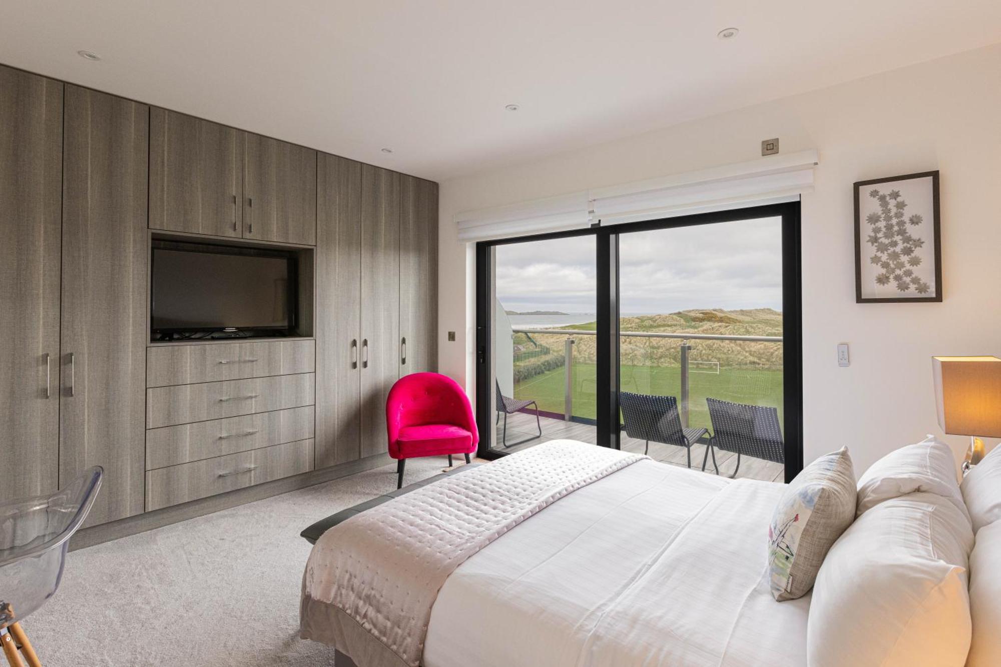 Curran Gate Luxury Serviced Apartments, Портръш Екстериор снимка