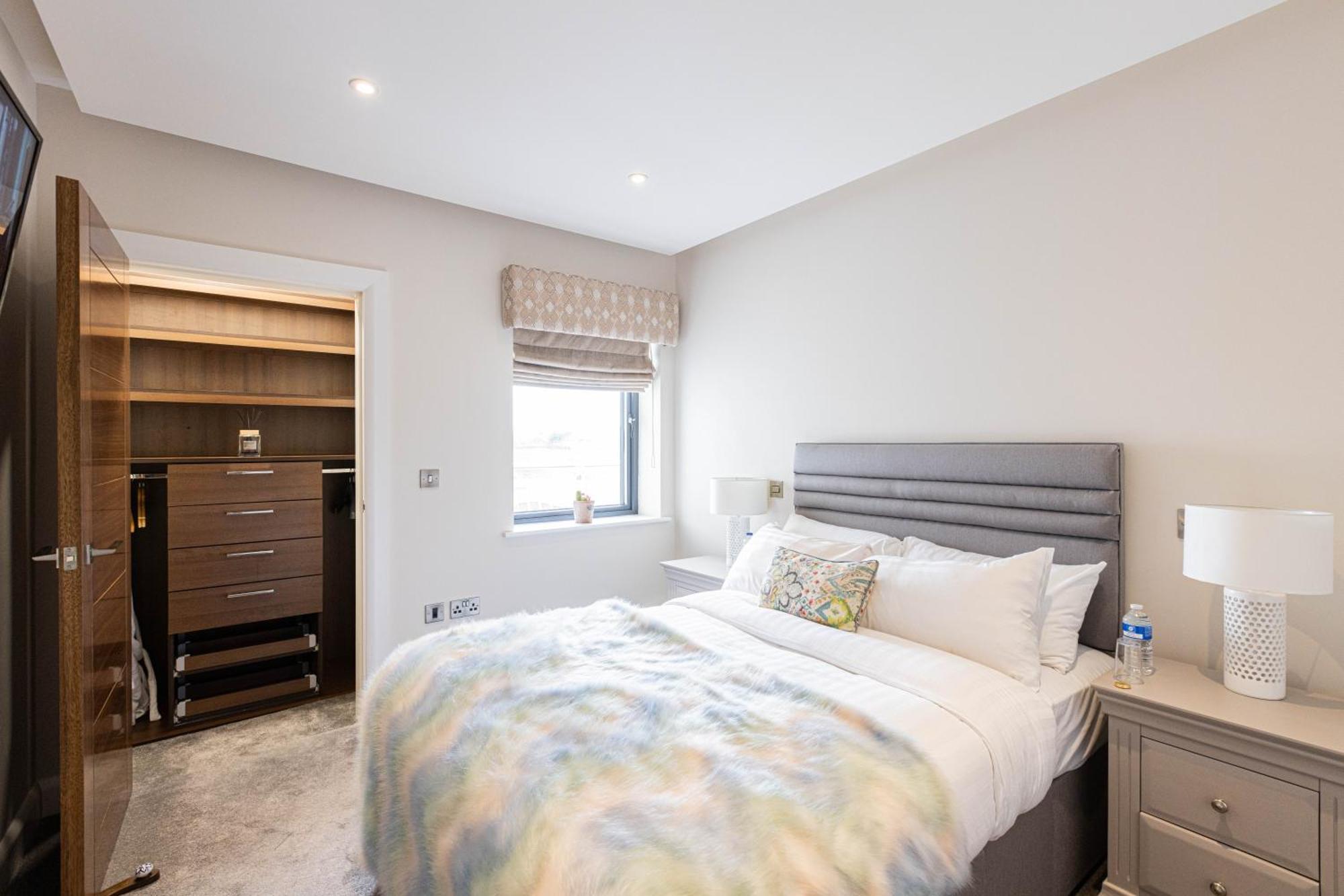 Curran Gate Luxury Serviced Apartments, Портръш Екстериор снимка