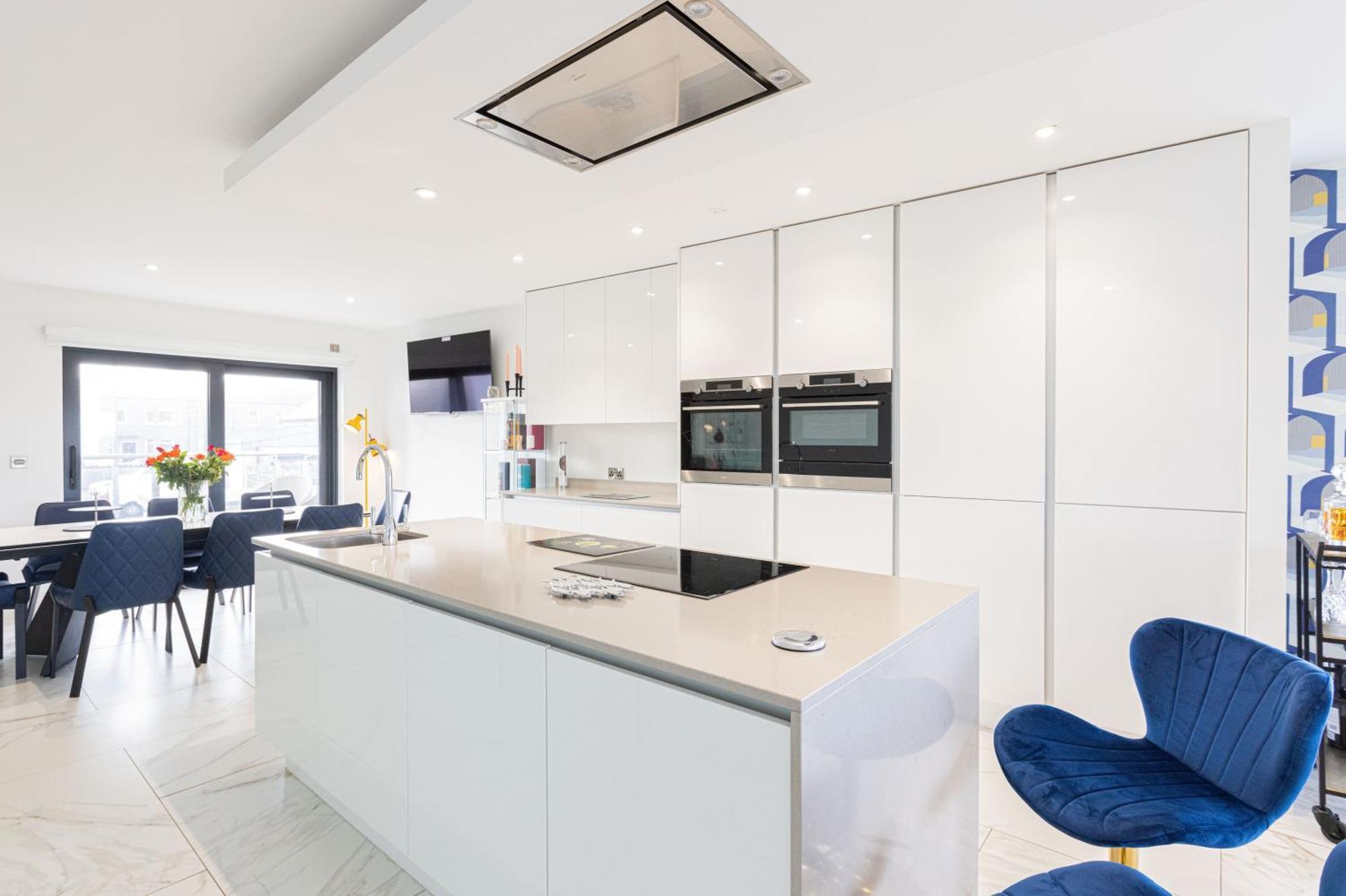 Curran Gate Luxury Serviced Apartments, Портръш Екстериор снимка